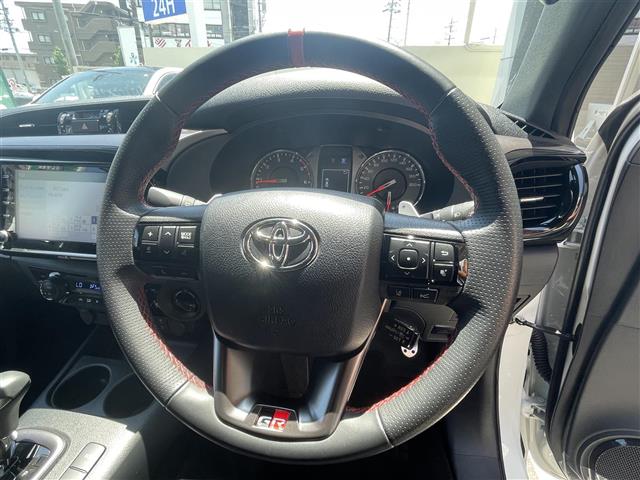 トヨタ ハイラックス ２．４ Ｚ ＧＲスポーツ ディーゼルターボ ４ＷＤ R4年 (東海) 99