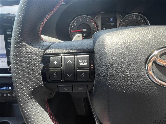 トヨタ ハイラックス ２．４ Ｚ ＧＲスポーツ ディーゼルターボ ４ＷＤ R4年 (東海) 99