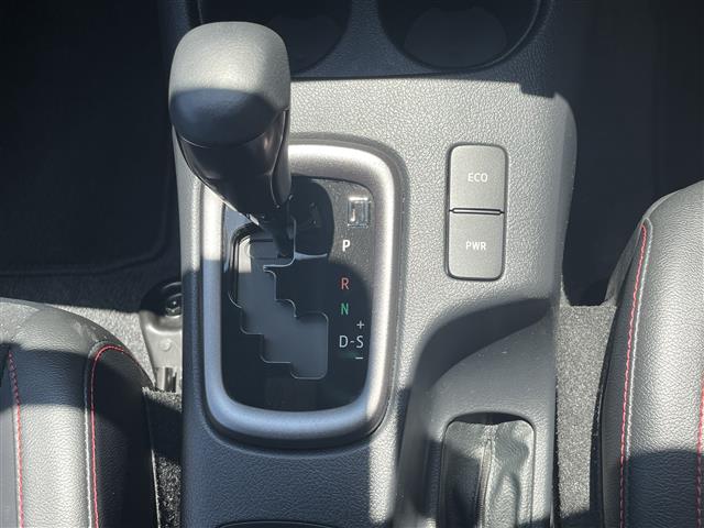 トヨタ ハイラックス ２．４ Ｚ ＧＲスポーツ ディーゼルターボ ４ＷＤ R4年 (東海) 99