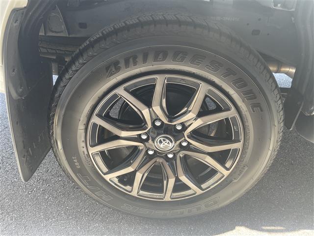 トヨタ ハイラックス ２．４ Ｚ ＧＲスポーツ ディーゼルターボ ４ＷＤ R4年 (東海) 99