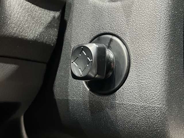 日産 フーガ　ハイブリッド ３．５ H24年 (関東) 99