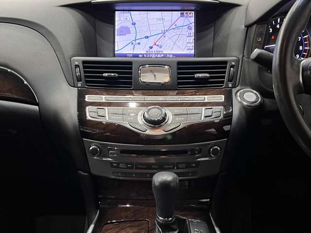 日産 フーガ　ハイブリッド ３．５ H24年 (関東) 99