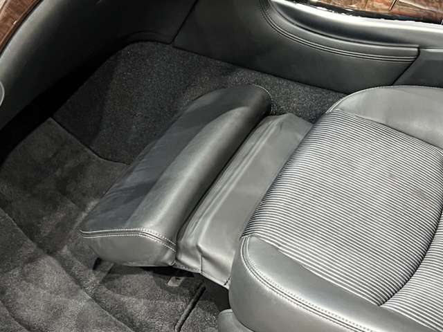 日産 フーガ　ハイブリッド ３．５ H24年 (関東) 99