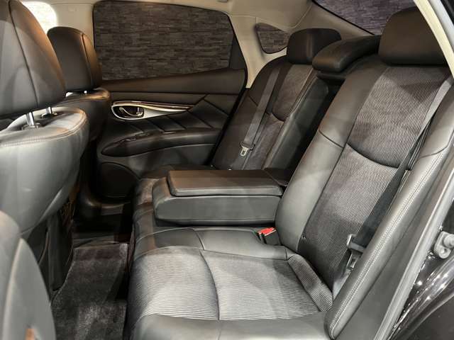 日産 フーガ　ハイブリッド ３．５ H24年 (関東) 99