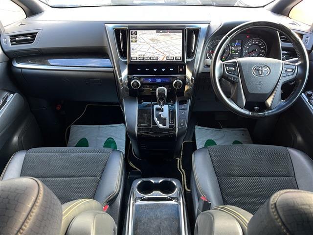 トヨタ ヴェルファイア ３．５ ＺＡ ゴールデンアイズ H29年 (関東) 99