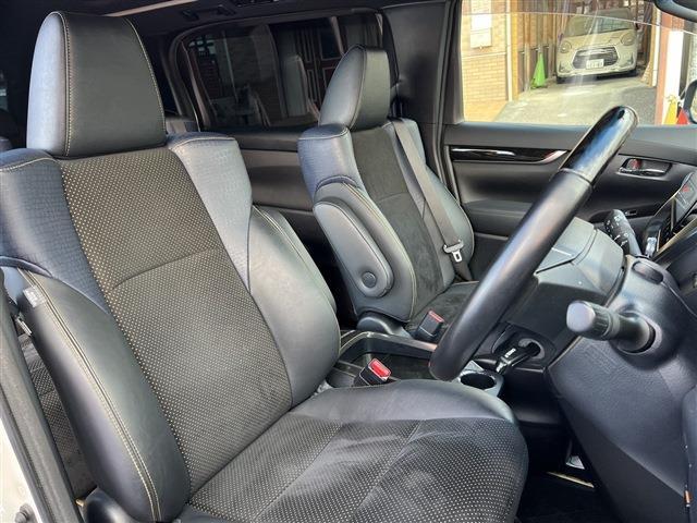 トヨタ ヴェルファイア ３．５ ＺＡ ゴールデンアイズ H29年 (関東) 99