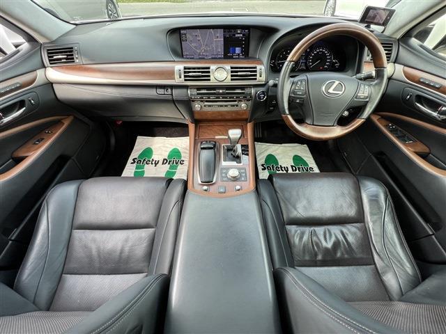 レクサス ＬＳハイブリッド ６００Ｈ バージョンＣ Ｉパッケージ ４ＷＤ H25年 (関東) 99