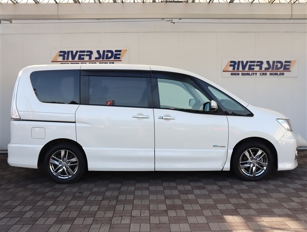 日産 セレナ ２．０ ライダー Ｓ－ＨＹＢＲＩＤ H25年 (関東) 99