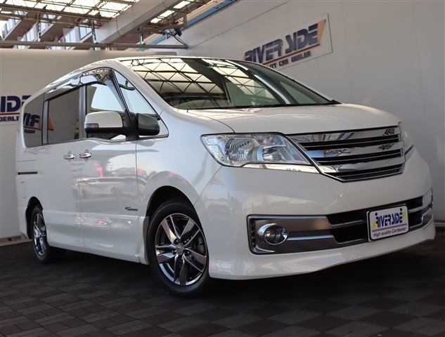 日産 セレナ ２．０ ライダー Ｓ－ＨＹＢＲＩＤ H25年 (関東) 99