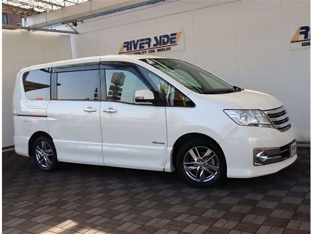 日産 セレナ ２．０ ライダー Ｓ－ＨＹＢＲＩＤ H25年 (関東) 99