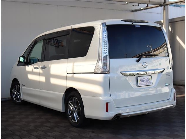 日産 セレナ ２．０ ライダー Ｓ－ＨＹＢＲＩＤ H25年 (関東) 99