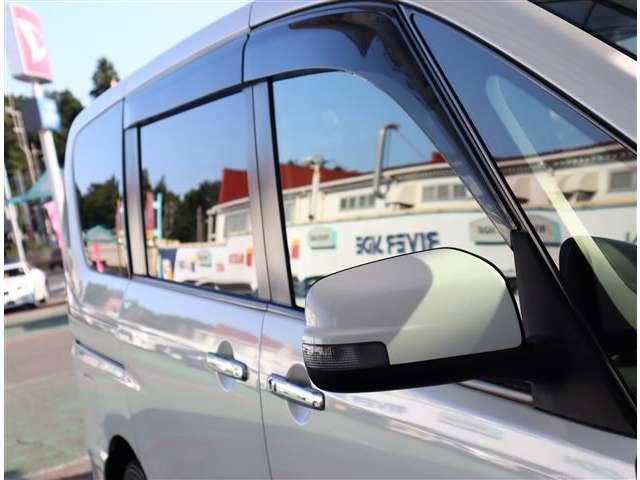 日産 セレナ ２．０ ライダー Ｓ－ＨＹＢＲＩＤ H25年 (関東) 99