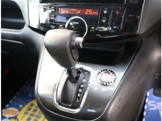 日産 セレナ ２．０ ライダー Ｓ－ＨＹＢＲＩＤ H25年 (関東) 99