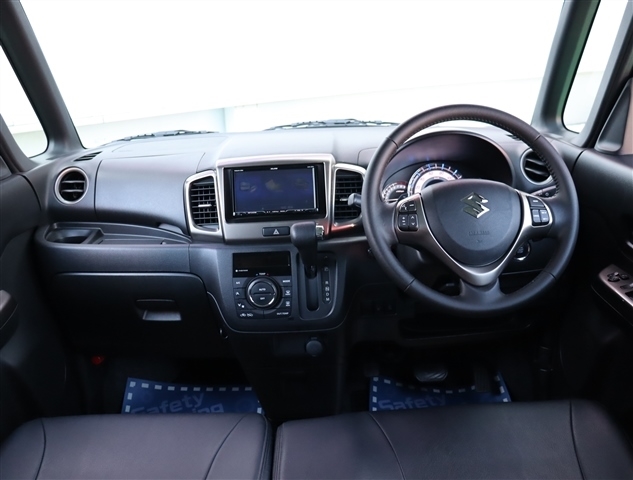 スズキ スペーシア ６６０ カスタム Ｚターボ H29年 (関東) 99