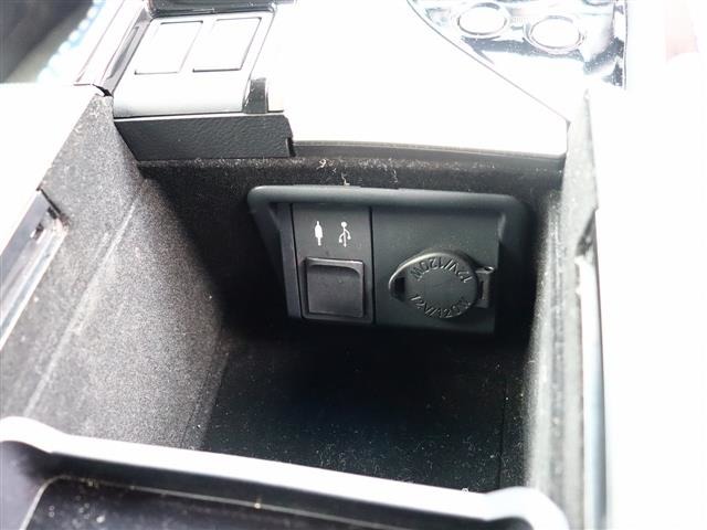 レクサス ＧＳハイブリッド ３００Ｈ Ｆスポーツ H26年 (関東) 99