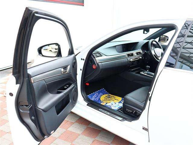 レクサス ＧＳハイブリッド ３００Ｈ Ｆスポーツ H26年 (関東) 99