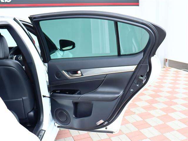 レクサス ＧＳハイブリッド ３００Ｈ Ｆスポーツ H26年 (関東) 99