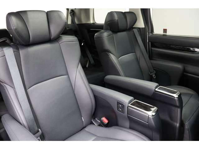 トヨタ アルファード ２．５ Ｓ Ｃパッケージ R4年 (東海) 99