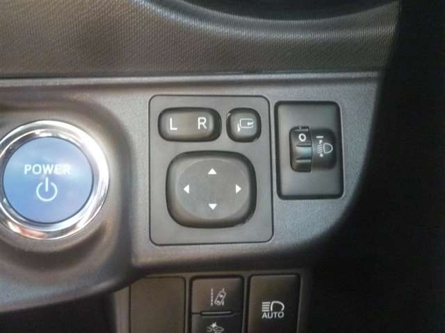 トヨタ アクア １．５ Ｓ スタイルブラック H28年 (東北) 99