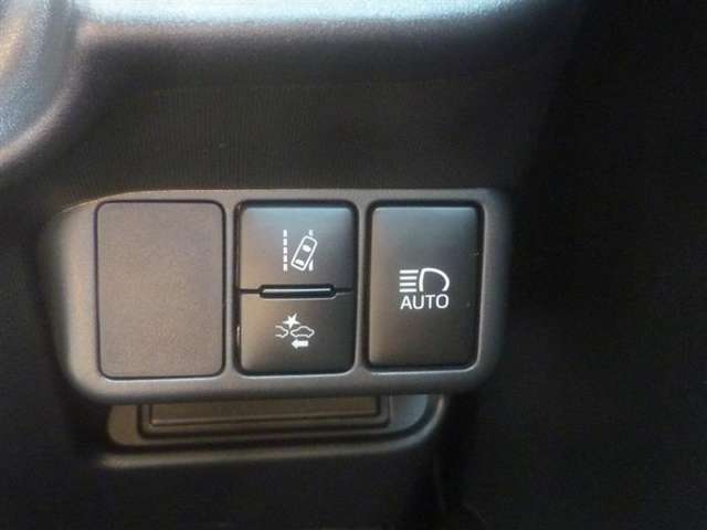 トヨタ アクア １．５ Ｓ スタイルブラック H28年 (東北) 99