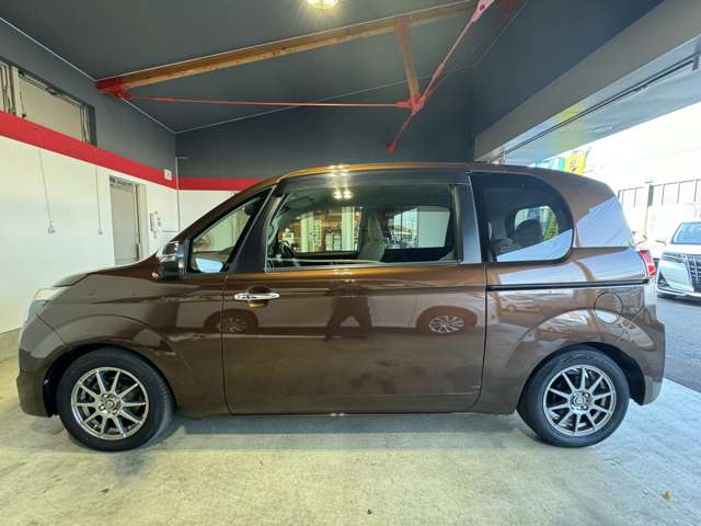 トヨタ スペイド １．５ Ｆ H28年 (東北) 99