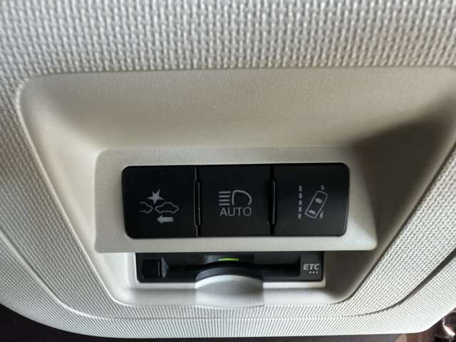 トヨタ スペイド １．５ Ｆ H28年 (東北) 99