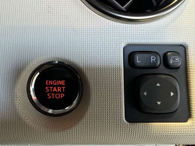 トヨタ スペイド １．５ Ｆ H28年 (東北) 99