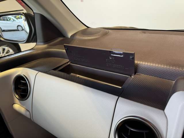 トヨタ スペイド １．５ Ｆ H28年 (東北) 99