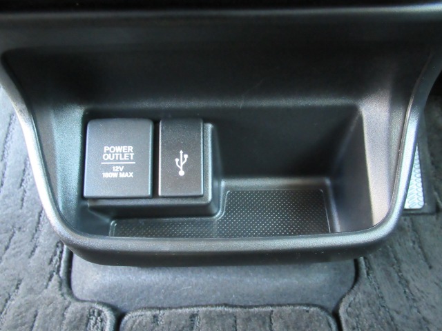 ホンダ フリード＋ １．５ クロスター ホンダセンシング R2年 (関東) 99