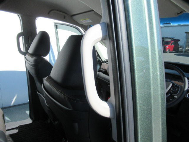 ホンダ フリード＋ １．５ クロスター ホンダセンシング R2年 (関東) 99