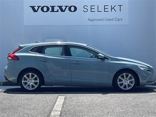 ボルボ Ｖ４０ Ｔ３　インスクリプション H29年 (東北) 99