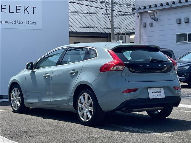 ボルボ Ｖ４０ Ｔ３　インスクリプション H29年 (東北) 99