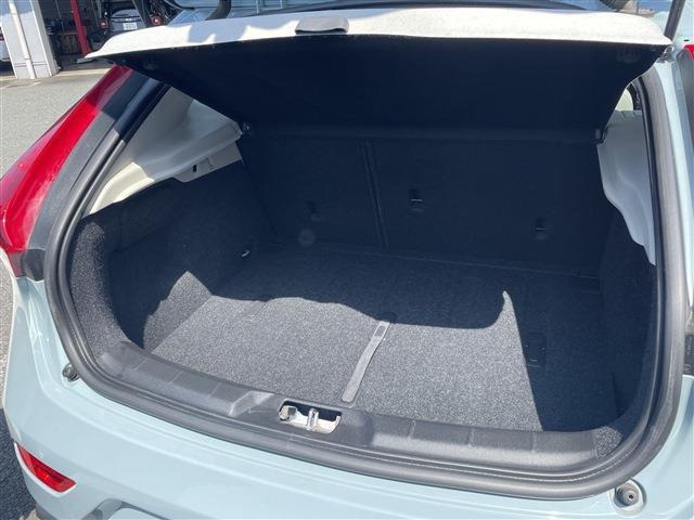 ボルボ Ｖ４０ Ｔ３　インスクリプション H29年 (東北) 99