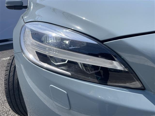 ボルボ Ｖ４０ Ｔ３　インスクリプション H29年 (東北) 99