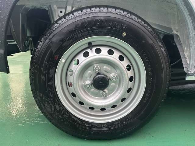 ダイハツ ハイゼットカーゴ ６６０ デラックス R5年 (東海) 99