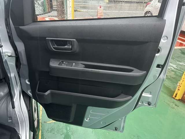 ダイハツ ハイゼットカーゴ ６６０ デラックス R5年 (東海) 99