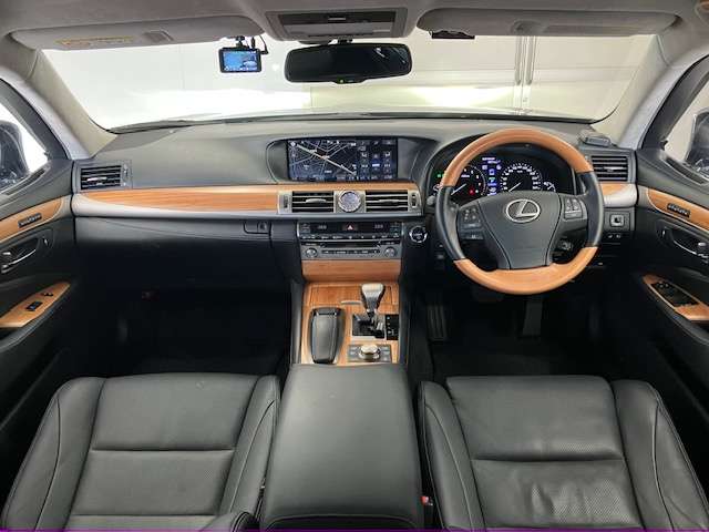 レクサス ＬＳハイブリッド ６００Ｈ バージョンＬ ４ＷＤ H27年 (北海道) 99