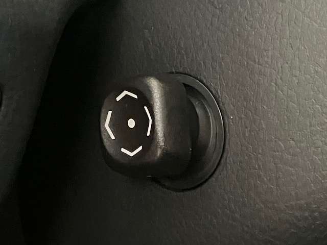 レクサス ＬＳハイブリッド ６００Ｈ バージョンＬ ４ＷＤ H27年 (北海道) 99