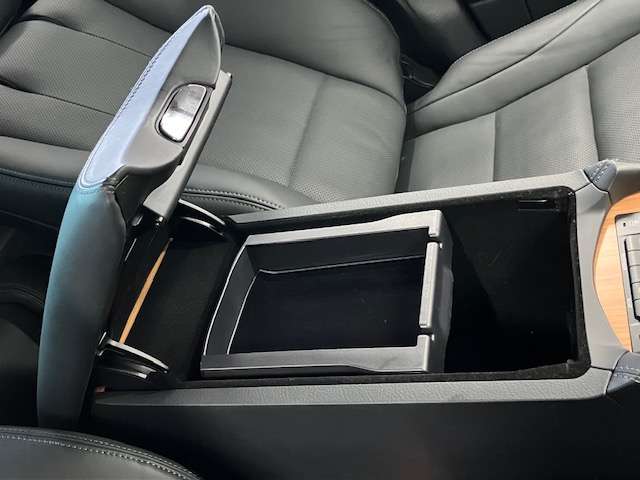 レクサス ＬＳハイブリッド ６００Ｈ バージョンＬ ４ＷＤ H27年 (北海道) 99