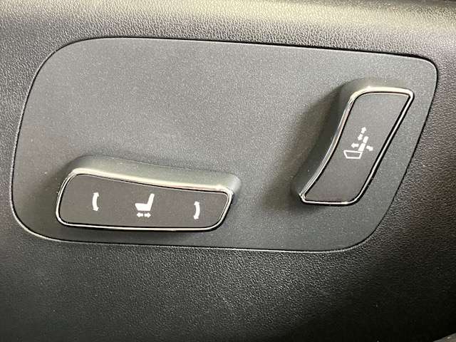 レクサス ＬＳハイブリッド ６００Ｈ バージョンＬ ４ＷＤ H27年 (北海道) 99