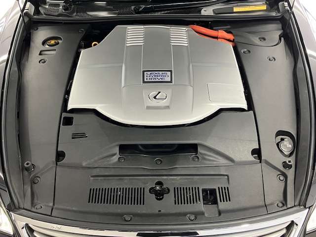 レクサス ＬＳハイブリッド ６００Ｈ バージョンＬ ４ＷＤ H27年 (北海道) 99