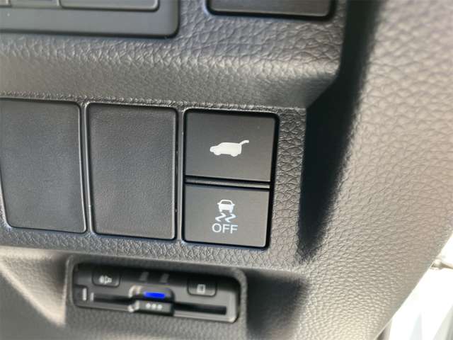 ホンダ ステップワゴン １．５ スパーダ プレミアムライン R6年 (東海) 99