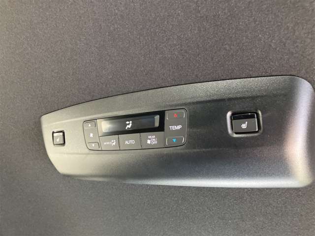 ホンダ ステップワゴン １．５ スパーダ プレミアムライン R6年 (東海) 99