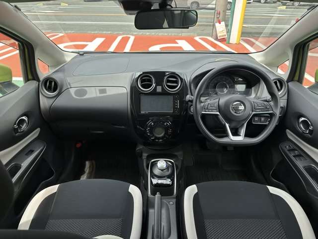 日産 ノート １．２ Ｅ－ＰＯＷＥＲ Ｘ R1年 (東海) 99