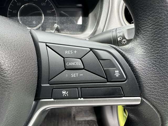 日産 ノート １．２ Ｅ－ＰＯＷＥＲ Ｘ R1年 (東海) 99