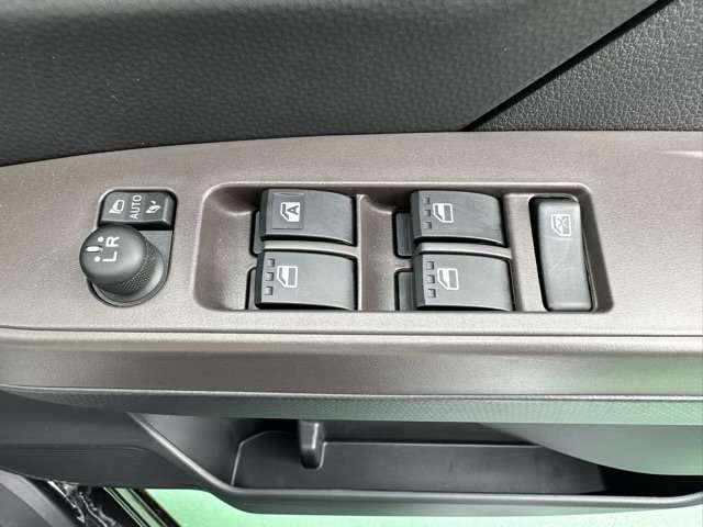 ダイハツ トール １．０ Ｘ R3年 (東海) 99