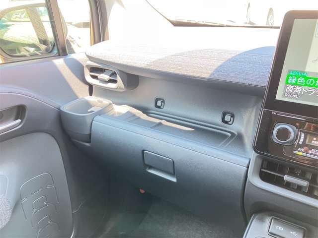 トヨタ シエンタ １．５ Ｚ R6年 (東海) 99