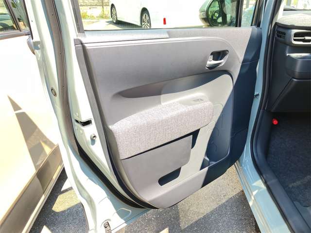 トヨタ シエンタ １．５ Ｚ R6年 (東海) 99