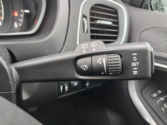 ボルボ Ｖ４０ Ｄ４ モメンタム ディーゼルターボ H29年 (東北) 99