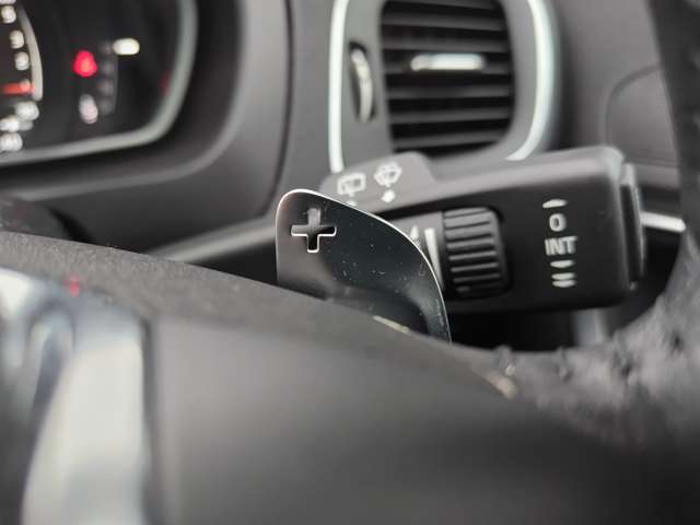 ボルボ Ｖ４０ Ｄ４ モメンタム ディーゼルターボ H29年 (東北) 99